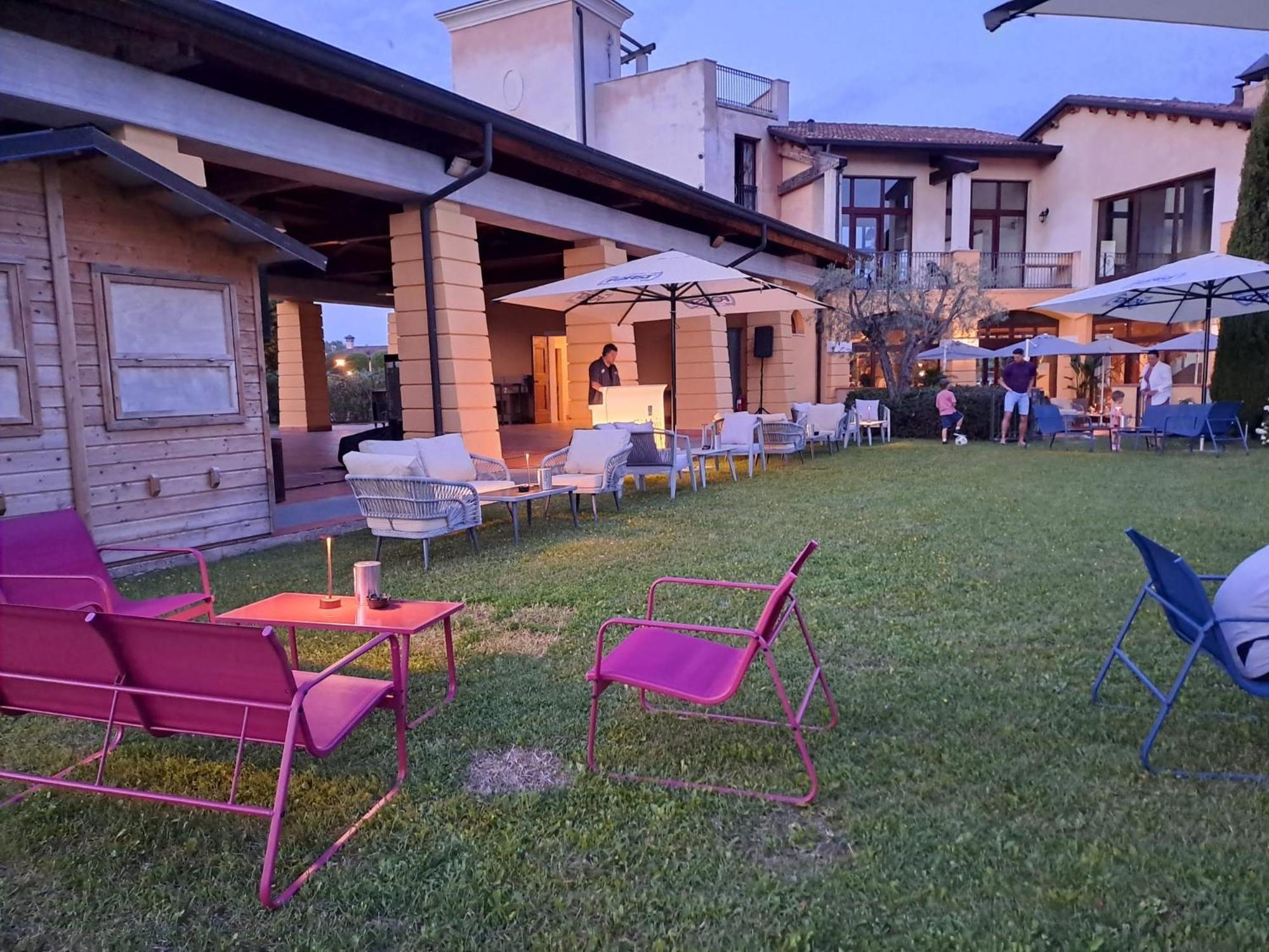 Garda Resort Village I Borghi Peschiera del Garda Exterior photo